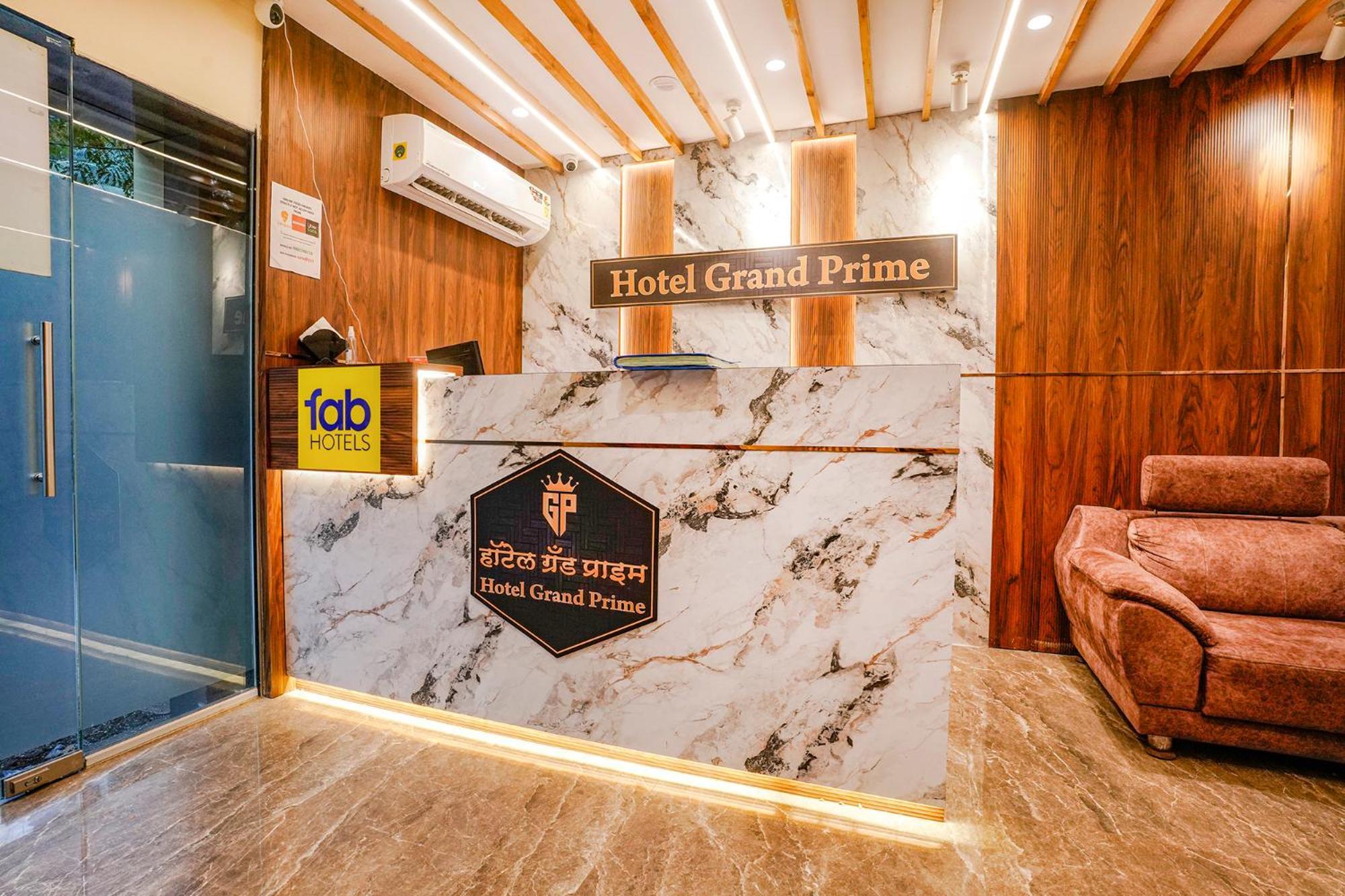 Fabhotel Grand Prime Nr Nesco Hotel Мумбай Екстериор снимка