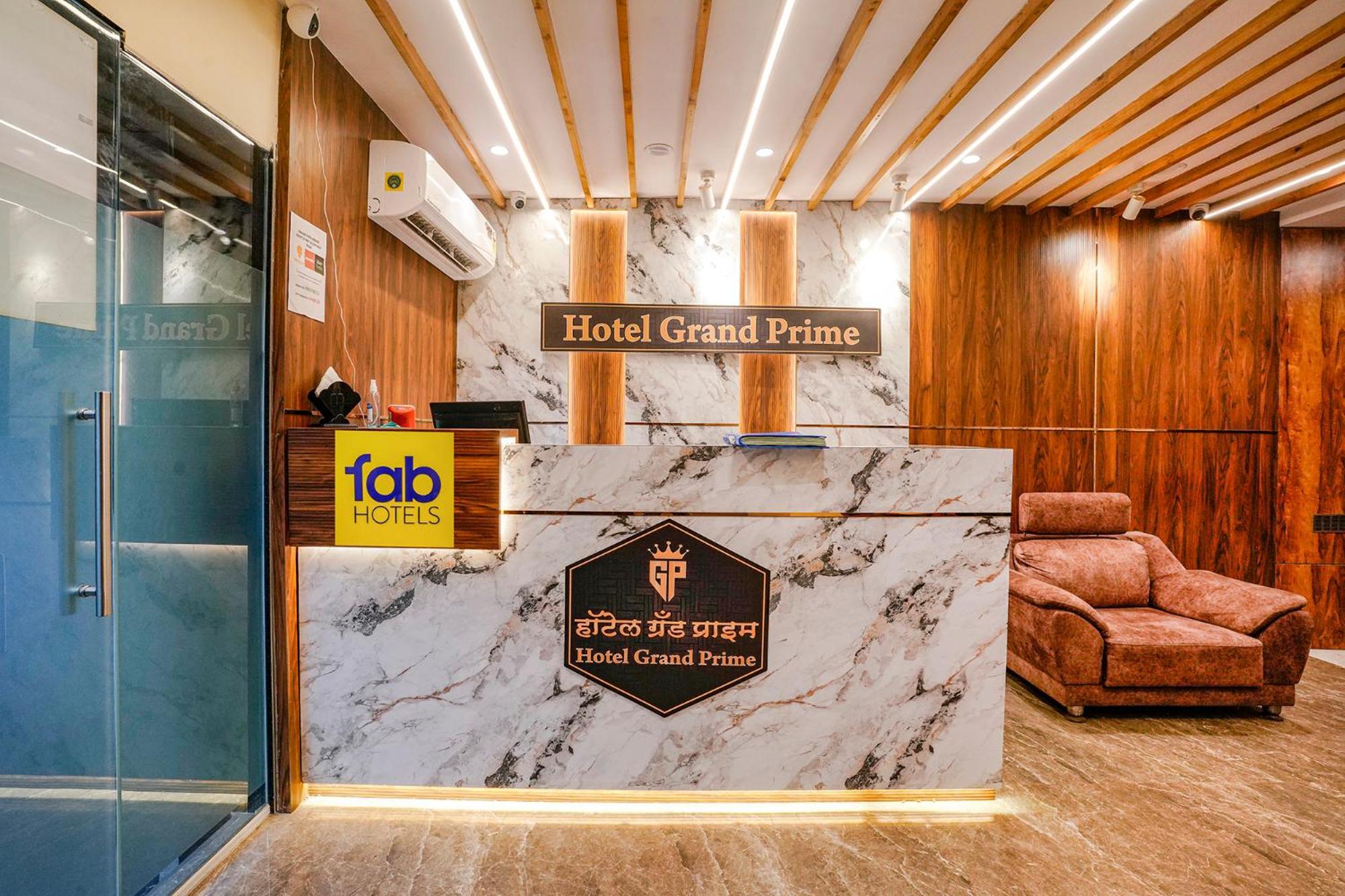 Fabhotel Grand Prime Nr Nesco Hotel Мумбай Екстериор снимка