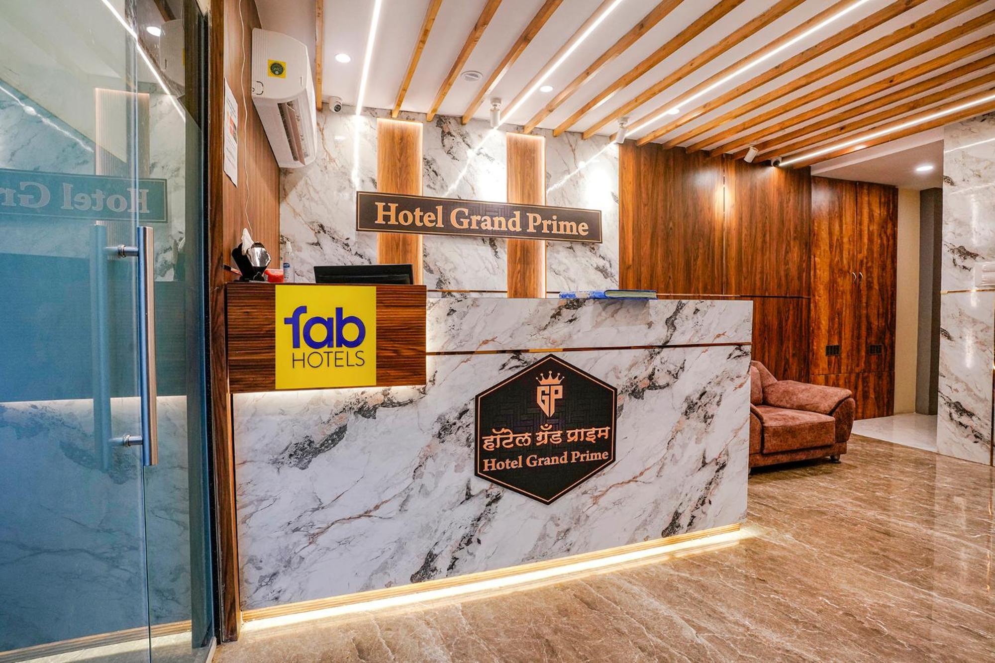 Fabhotel Grand Prime Nr Nesco Hotel Мумбай Екстериор снимка